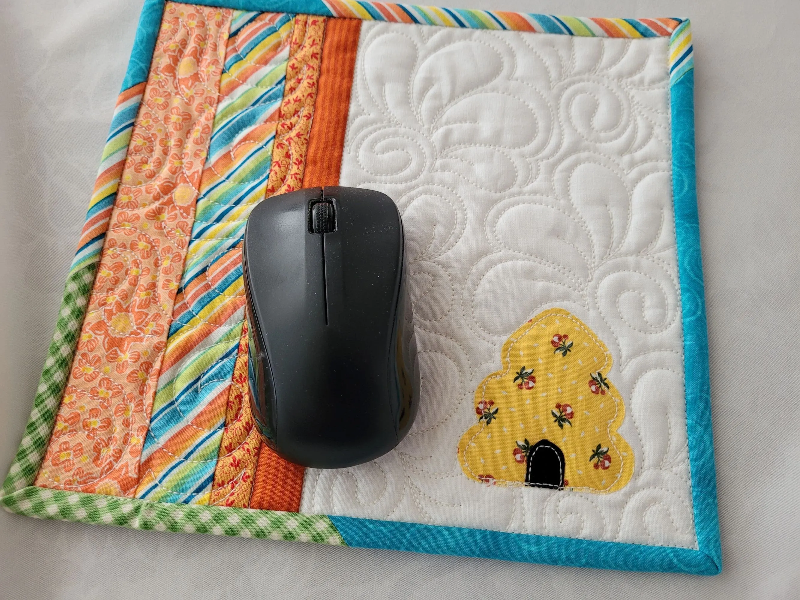 Bee Skep Mini Quilt | Quilted Coaster | Summer Teacher Gift | Bee Mug Rug