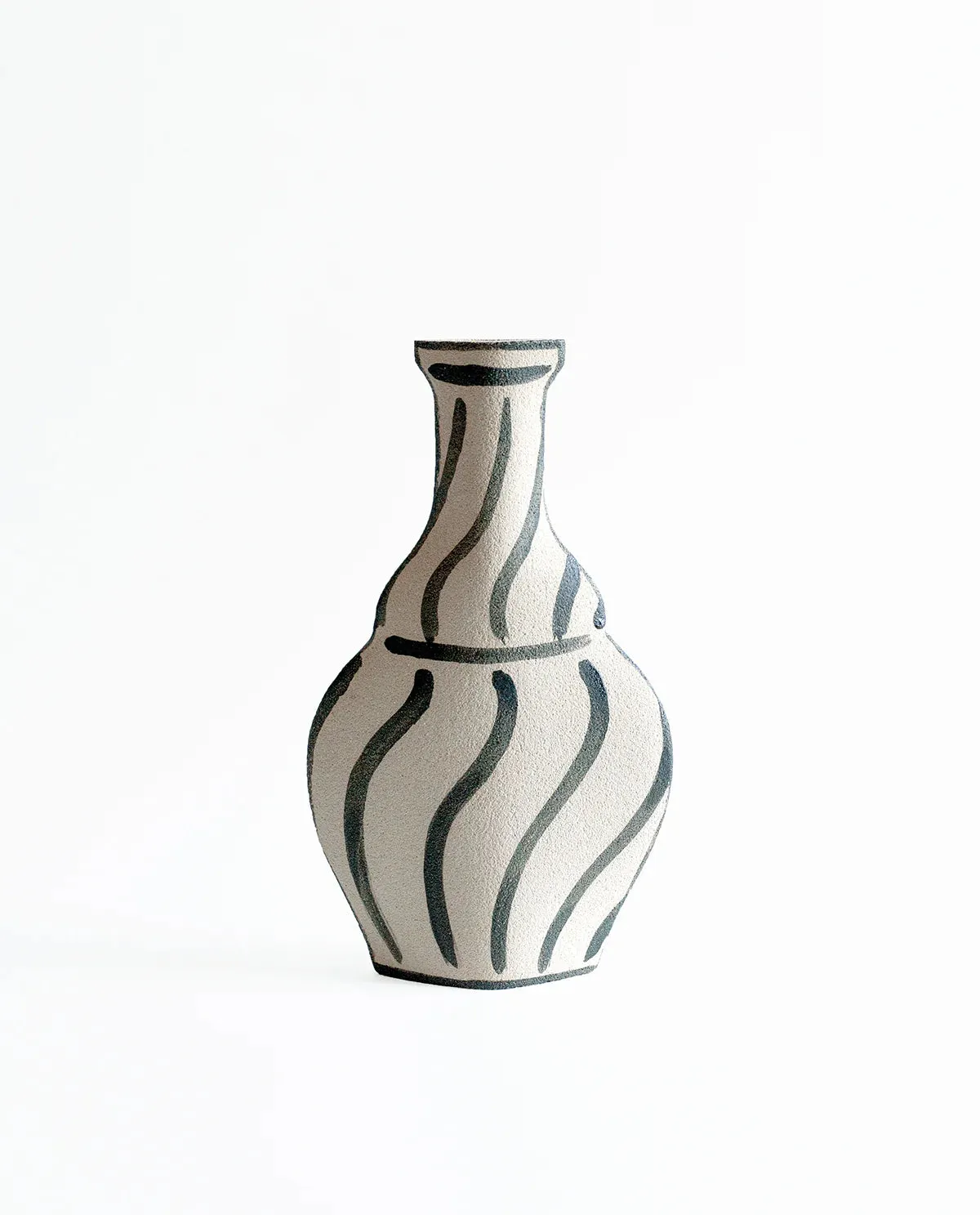 Ceramic Vase ‘Morandi Vase’ Black
